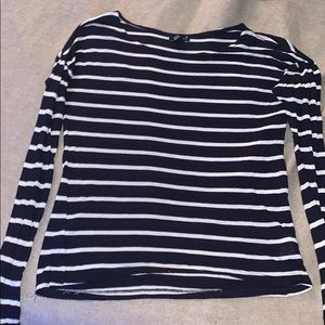 Forever 21 b/w long sleeved tee